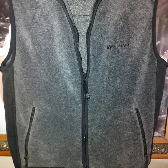 Men's American eagle outfitters vest size medium - Picture 7 of 9